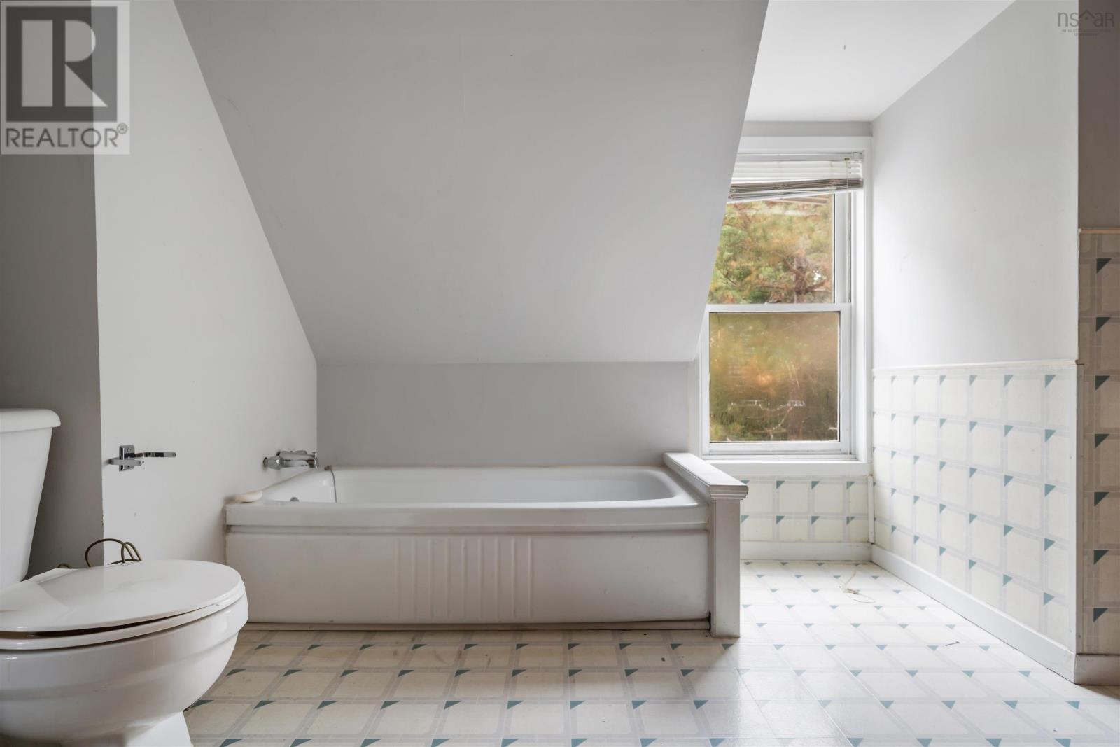 29 Edward Street, Plymouth, Nova Scotia  B0K 1S0 - Photo 31 - 202524945