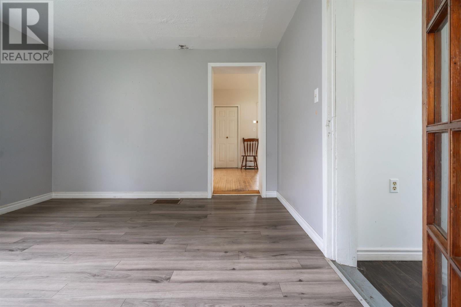 29 Edward Street, Plymouth, Nova Scotia  B0K 1S0 - Photo 4 - 202524945