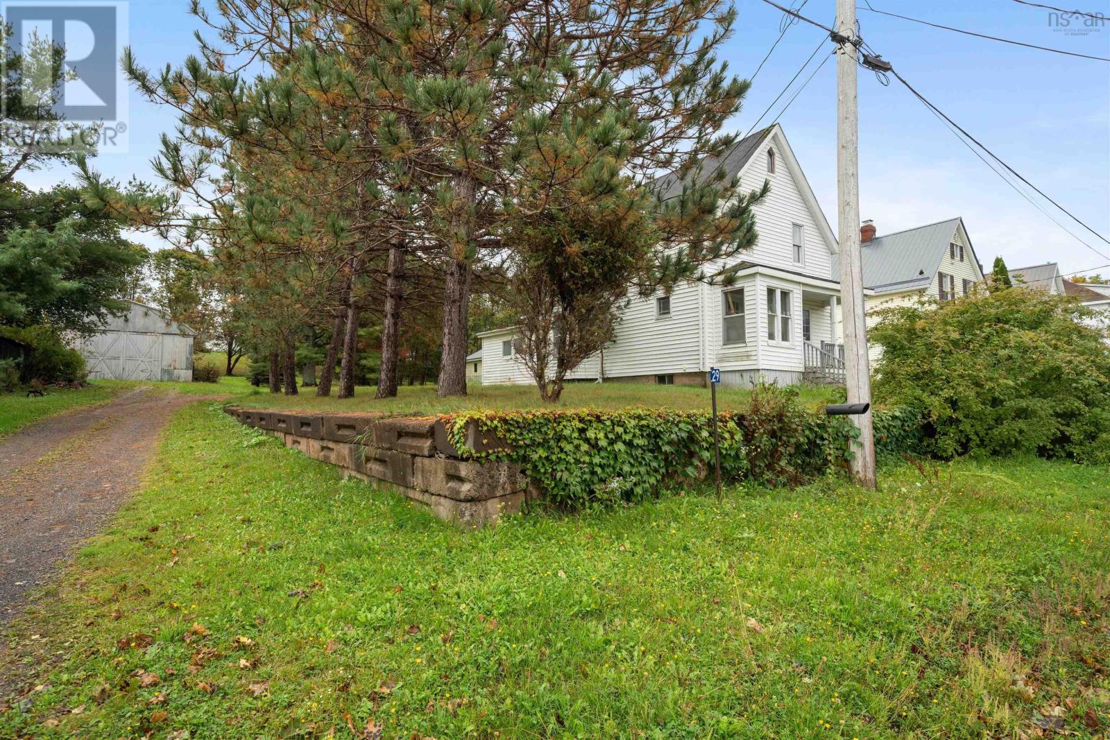 29 Edward Street, Plymouth, Nova Scotia  B0K 1S0 - Photo 39 - 202524945