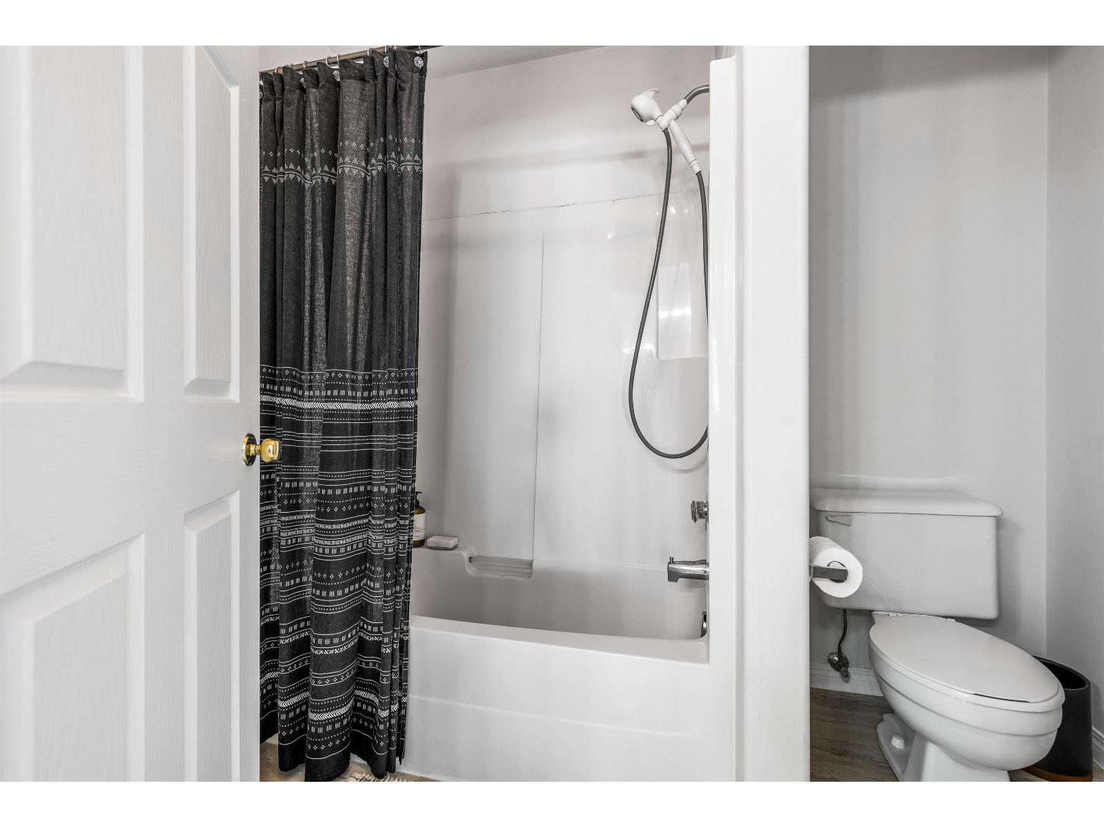 8 45932 Lewis Avenue, Chilliwack Proper West, Chilliwack, British Columbia  V2P 3C2 - Photo 28 - R3054817