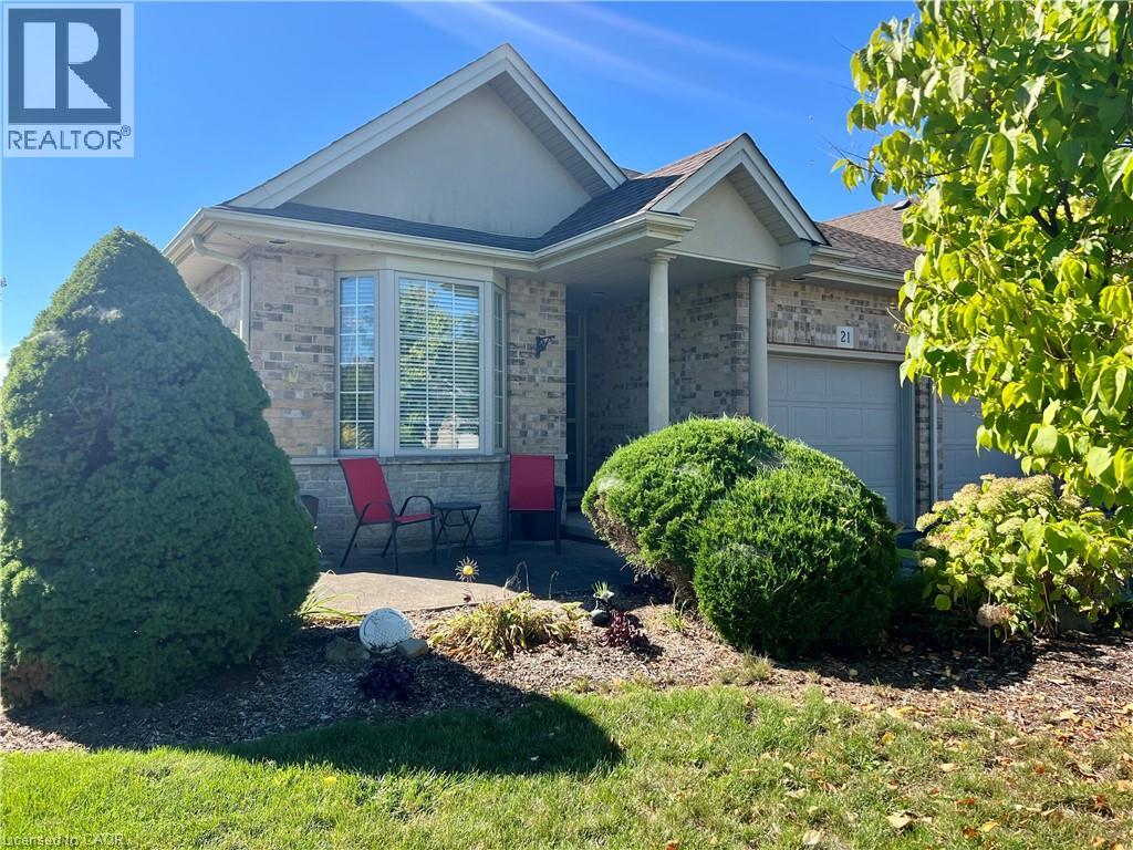 21 Willowlanding Court, Welland, Ontario  L3C 7L7 - Photo 2 - 40775226