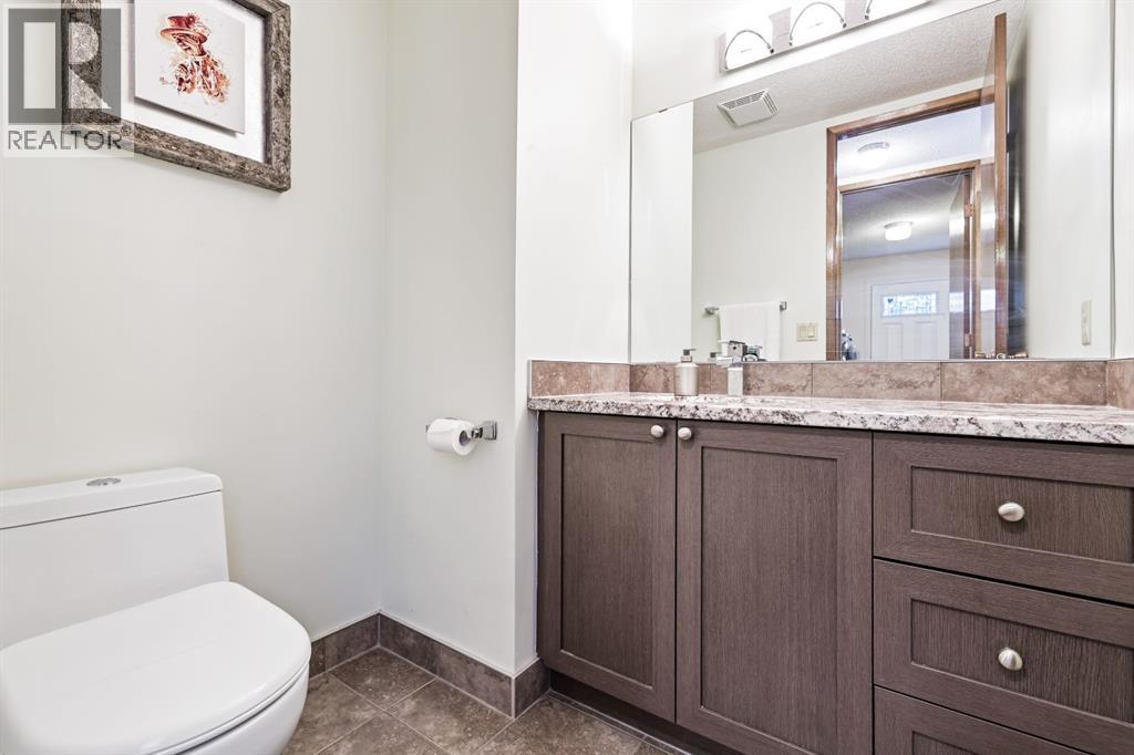 132 Oakmount Road Sw, Calgary, Alberta  T2V 4X4 - Photo 20 - A2261352