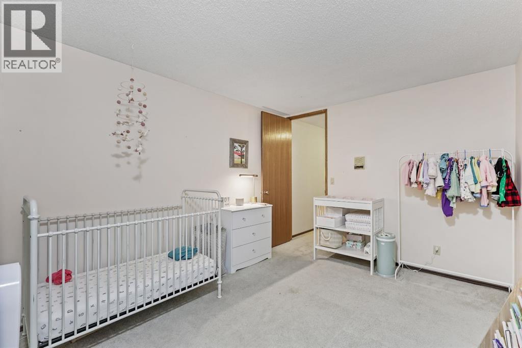 132 Oakmount Road Sw, Calgary, Alberta  T2V 4X4 - Photo 33 - A2261352