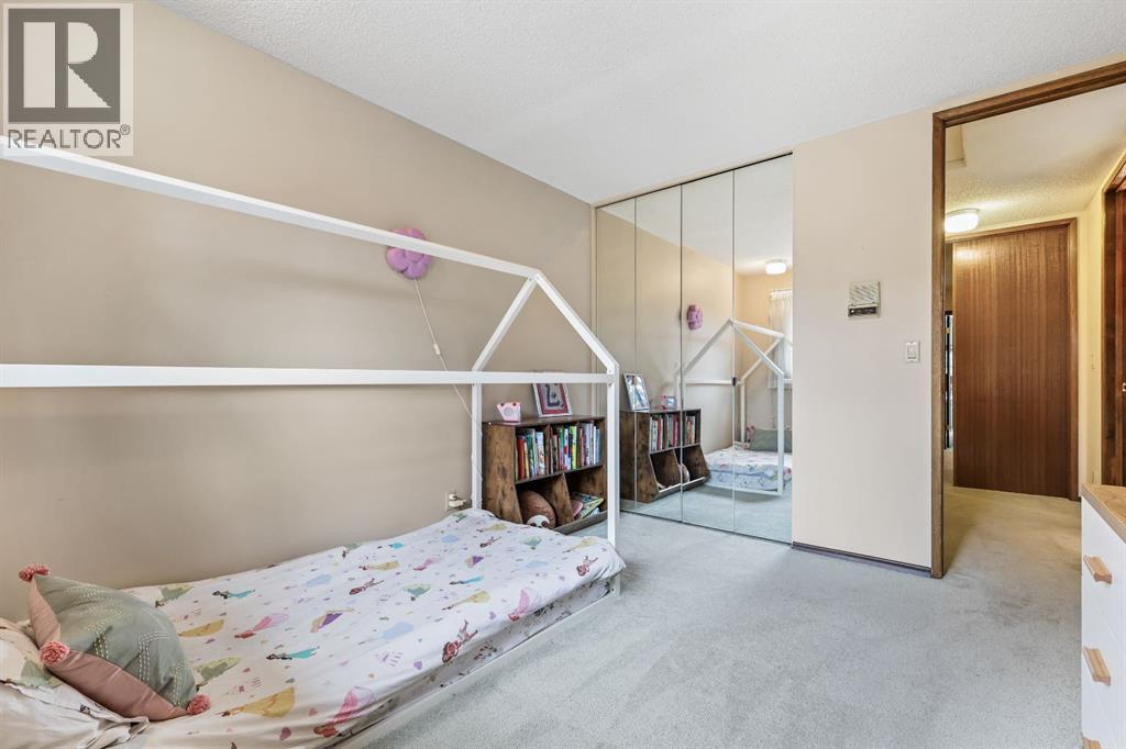 132 Oakmount Road Sw, Calgary, Alberta  T2V 4X4 - Photo 30 - A2261352