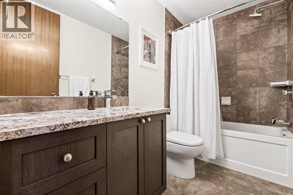 132 Oakmount Road Sw, Calgary, Alberta  T2V 4X4 - Photo 31 - A2261352