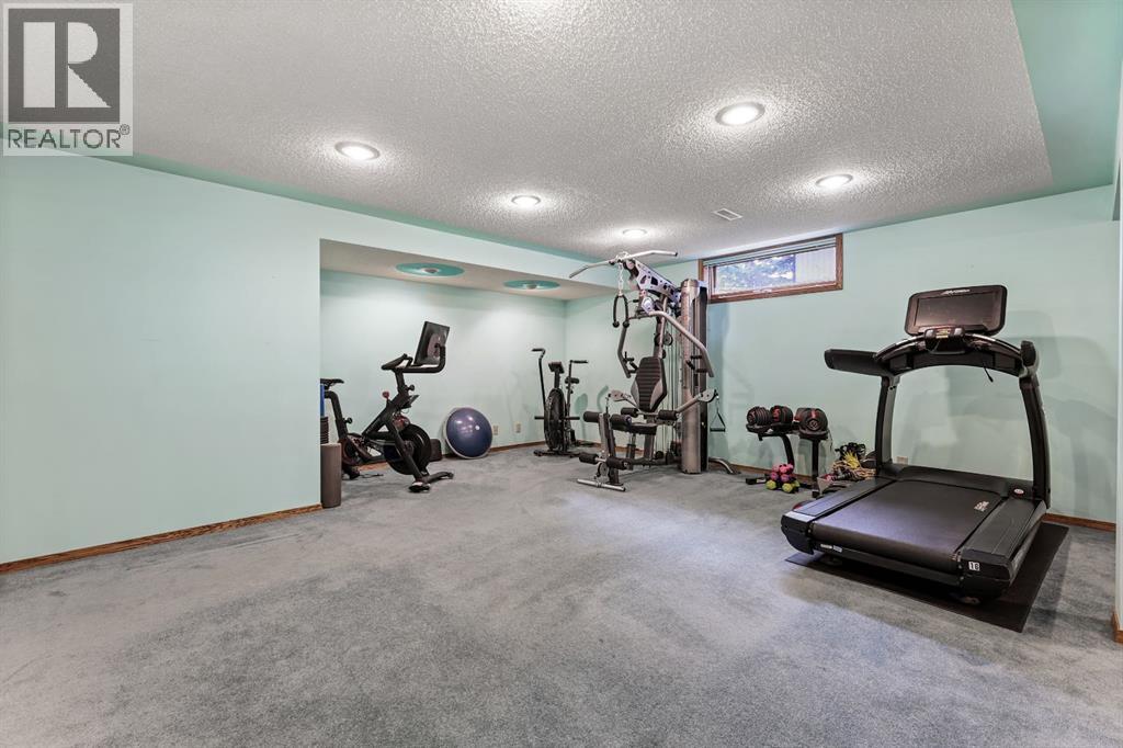 132 Oakmount Road Sw, Calgary, Alberta  T2V 4X4 - Photo 36 - A2261352