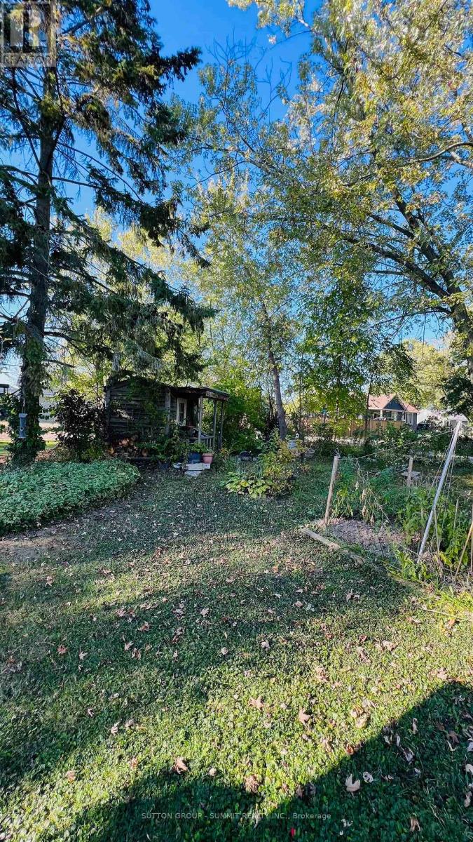 7 1st Street, Haldimand, Ontario  N0A 1P0 - Photo 10 - X12441492