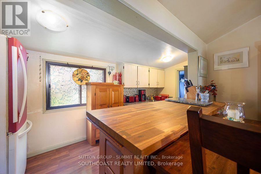 7 1st Street, Haldimand, Ontario  N0A 1P0 - Photo 13 - X12441492