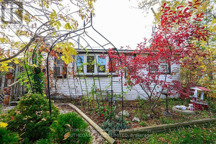 7 1st Street, Haldimand, Ontario  N0A 1P0 - Photo 14 - X12441492