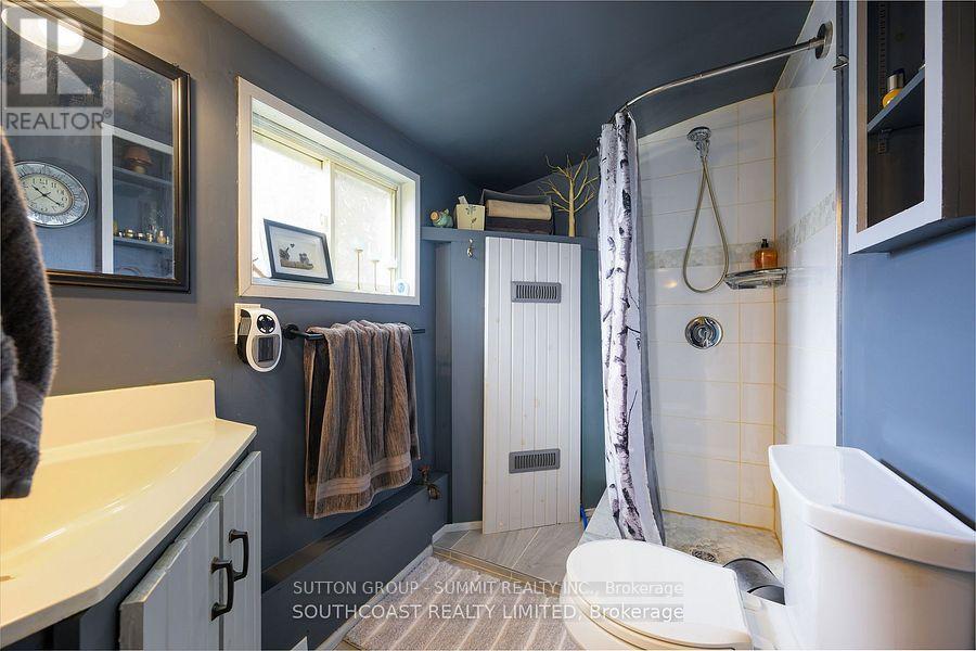 7 1st Street, Haldimand, Ontario  N0A 1P0 - Photo 15 - X12441492