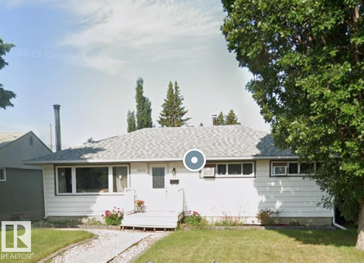 11022 160a St Nw, Edmonton, Alberta  T5P 3G7 - Photo 1 - E4460533