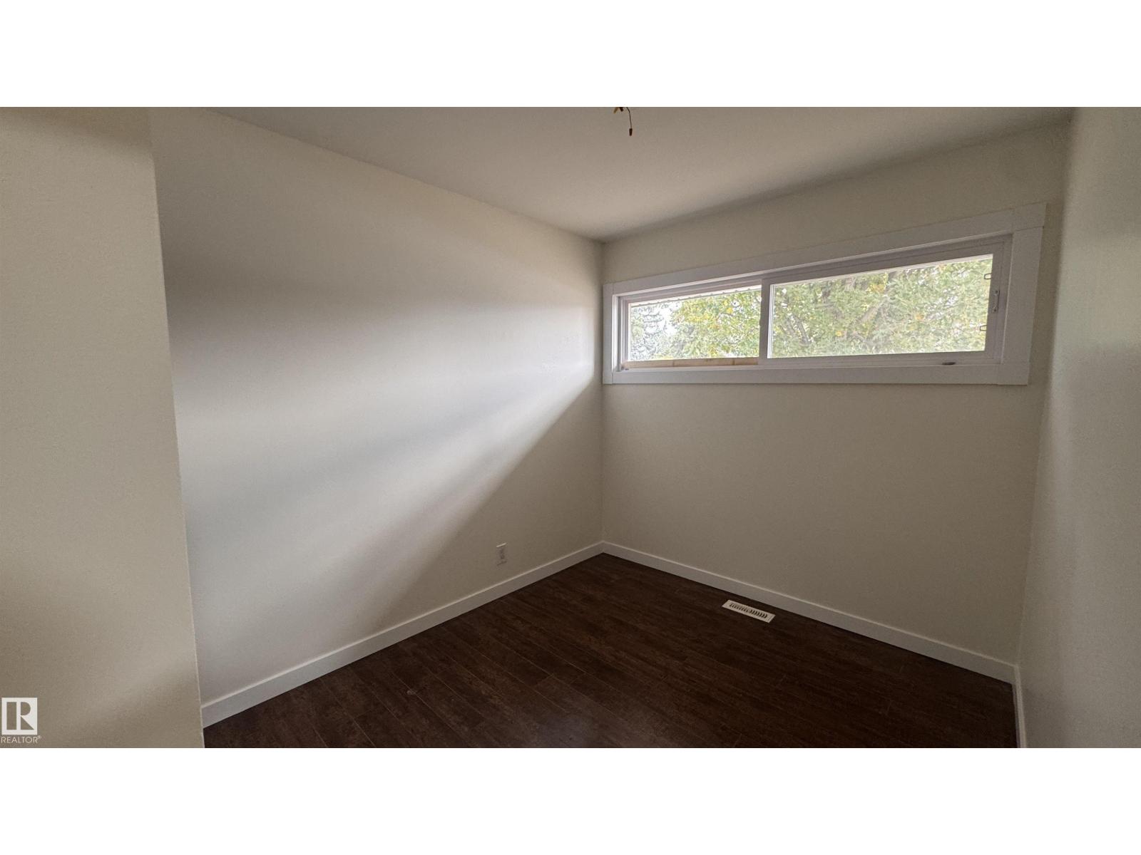 11022 160a St Nw, Edmonton, Alberta  T5P 3G7 - Photo 7 - E4460533