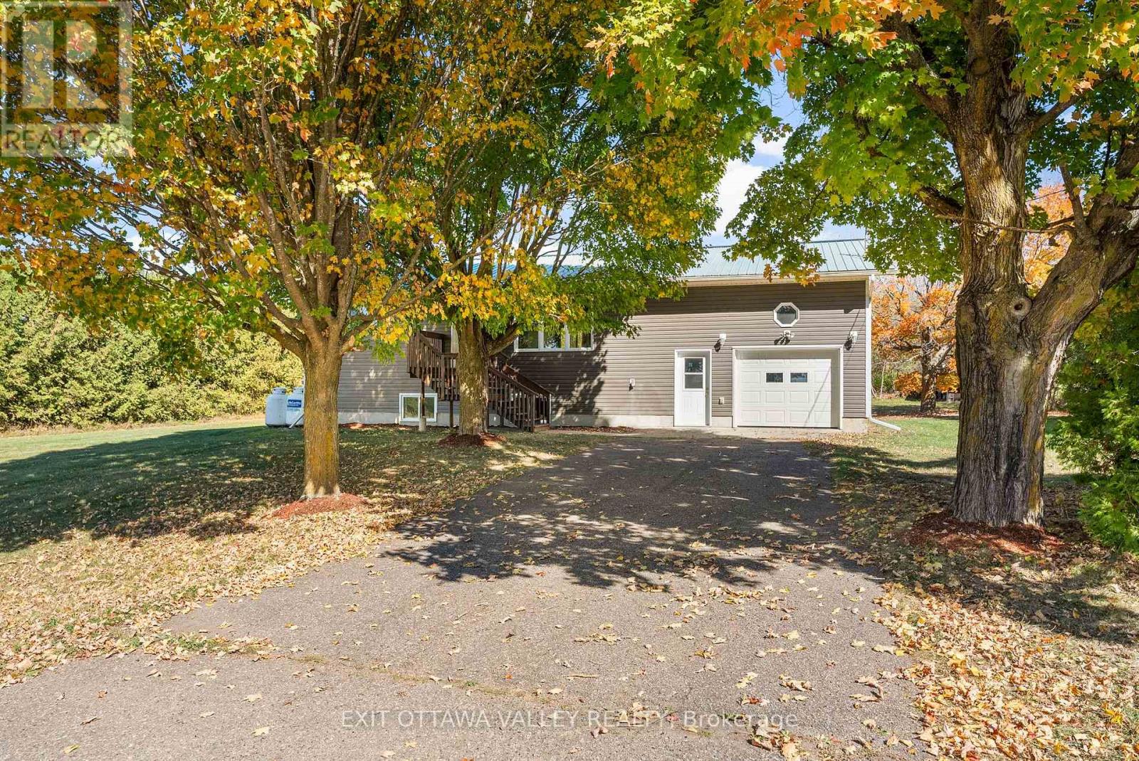 2155 FORESTERS FALLS ROAD, Whitewater Region, Ontario
