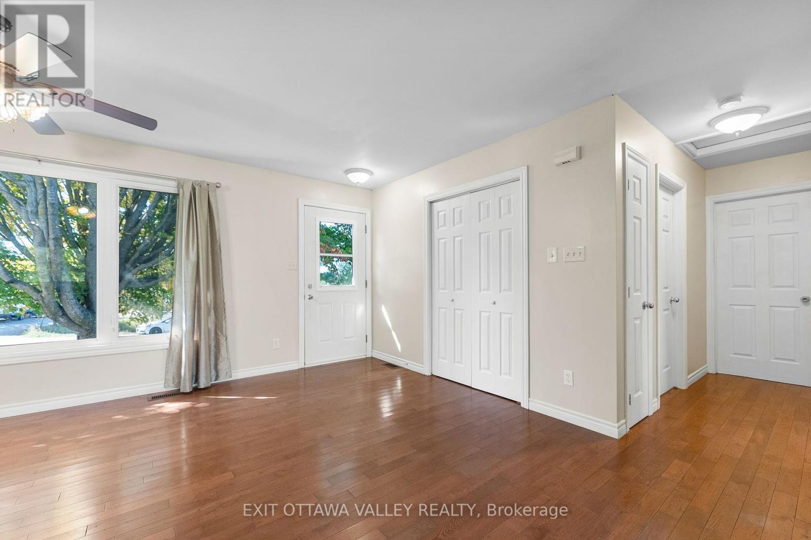 2155 Foresters Falls Road, Whitewater Region, Ontario  K0J 1V0 - Photo 14 - X12441547