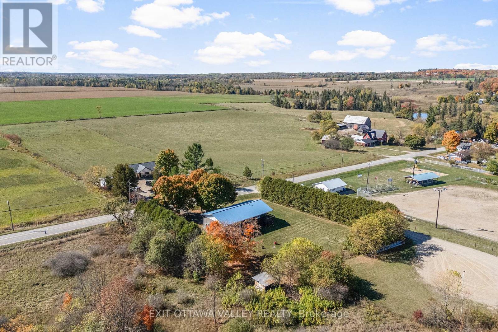 2155 Foresters Falls Road, Whitewater Region, Ontario  K0J 1V0 - Photo 42 - X12441547