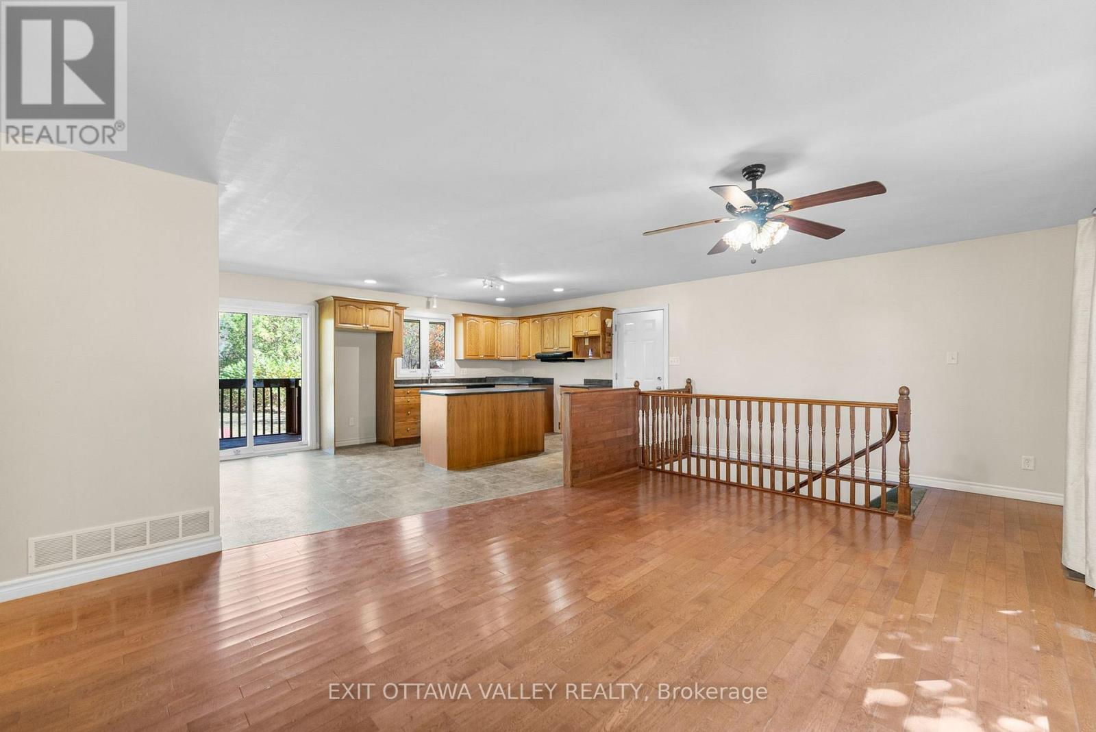 2155 Foresters Falls Road, Whitewater Region, Ontario  K0J 1V0 - Photo 7 - X12441547