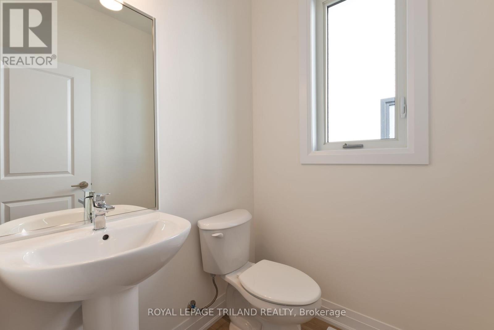 20 - 101 Swales Avenue, Strathroy-Caradoc, Ontario  N7G 0C1 - Photo 5 - X12276167