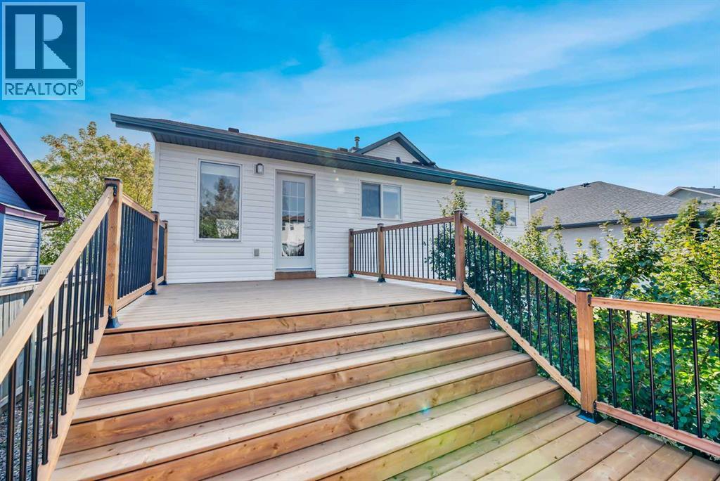 102 Parklane Drive, Strathmore, Alberta  T1P 1R2 - Photo 8 - A2261576
