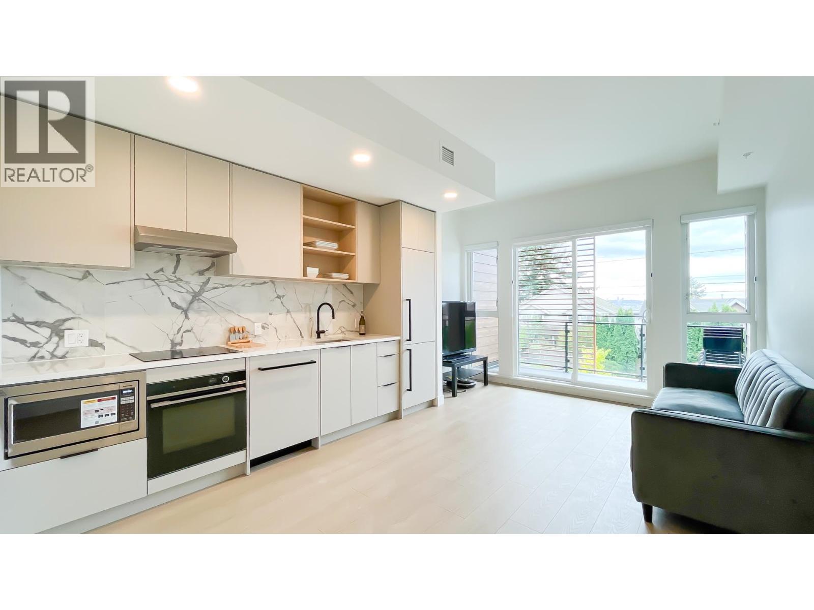 108 422 E 3rd Street, North Vancouver, British Columbia  V7L 0K1 - Photo 5 - R3053849