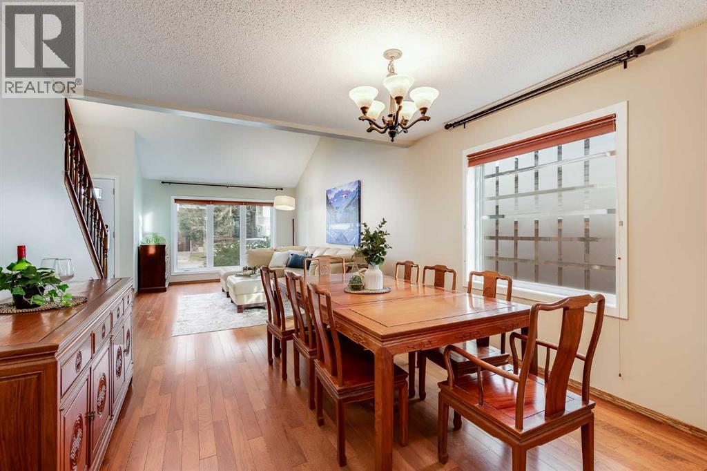 347 Hawkcliff Way Nw, Calgary, Alberta  T3G 2W7 - Photo 6 - A2260938