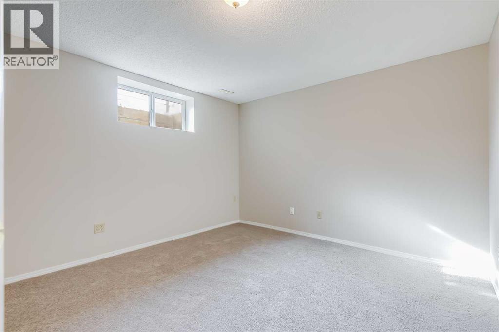 347 Hawkcliff Way Nw, Calgary, Alberta  T3G 2W7 - Photo 36 - A2260938