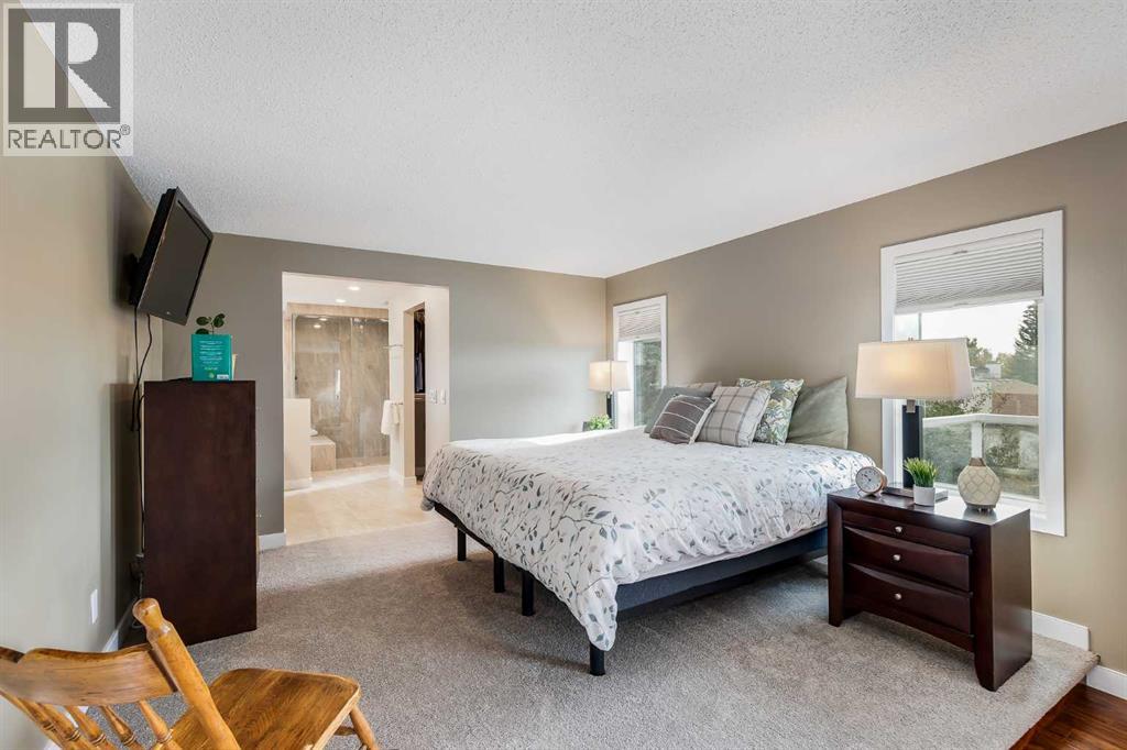 347 Hawkcliff Way Nw, Calgary, Alberta  T3G 2W7 - Photo 25 - A2260938