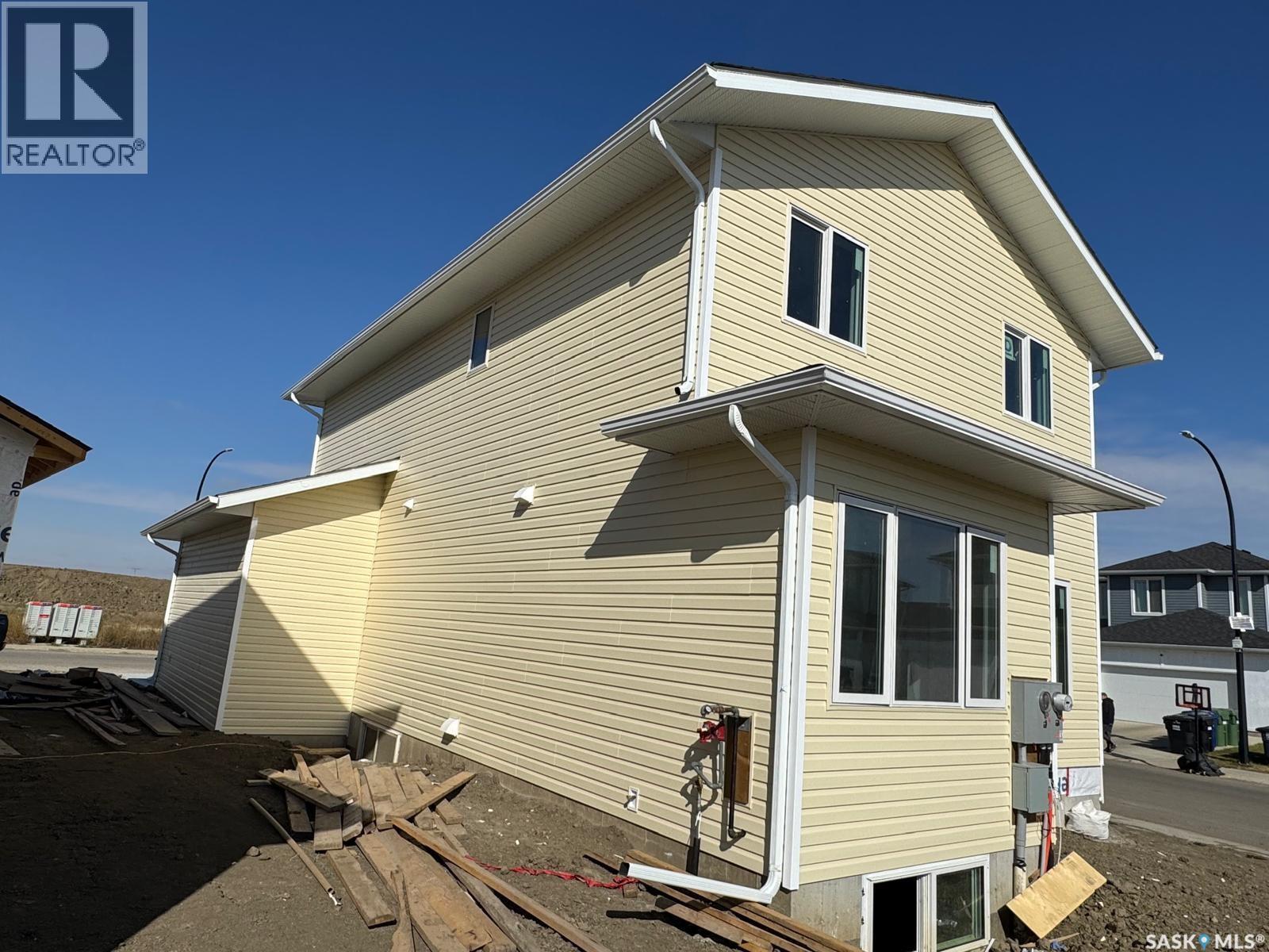 403 Stromberg Crescent, Saskatoon, Saskatchewan  S7L 7P1 - Photo 4 - SK019217