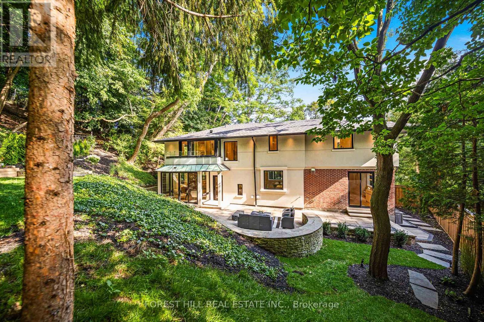 52 Roxborough Drive, Toronto, Ontario  M4W 1X1 - Photo 34 - C12441531