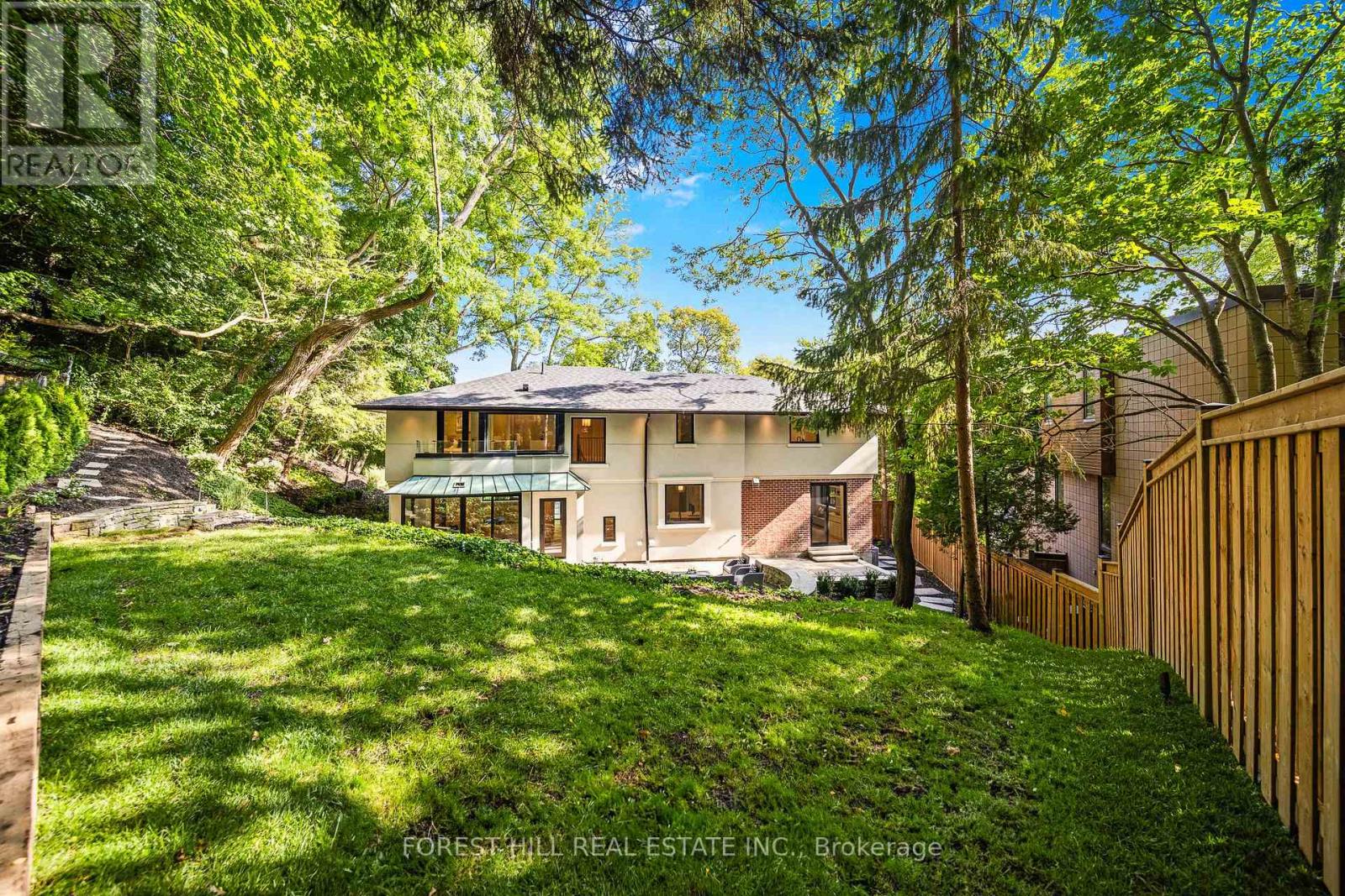 52 Roxborough Drive, Toronto, Ontario  M4W 1X1 - Photo 35 - C12441531