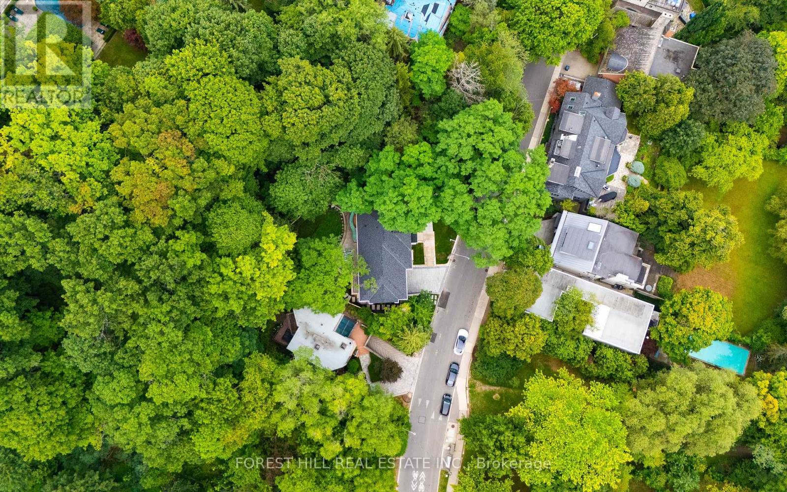 52 Roxborough Drive, Toronto, Ontario  M4W 1X1 - Photo 39 - C12441531