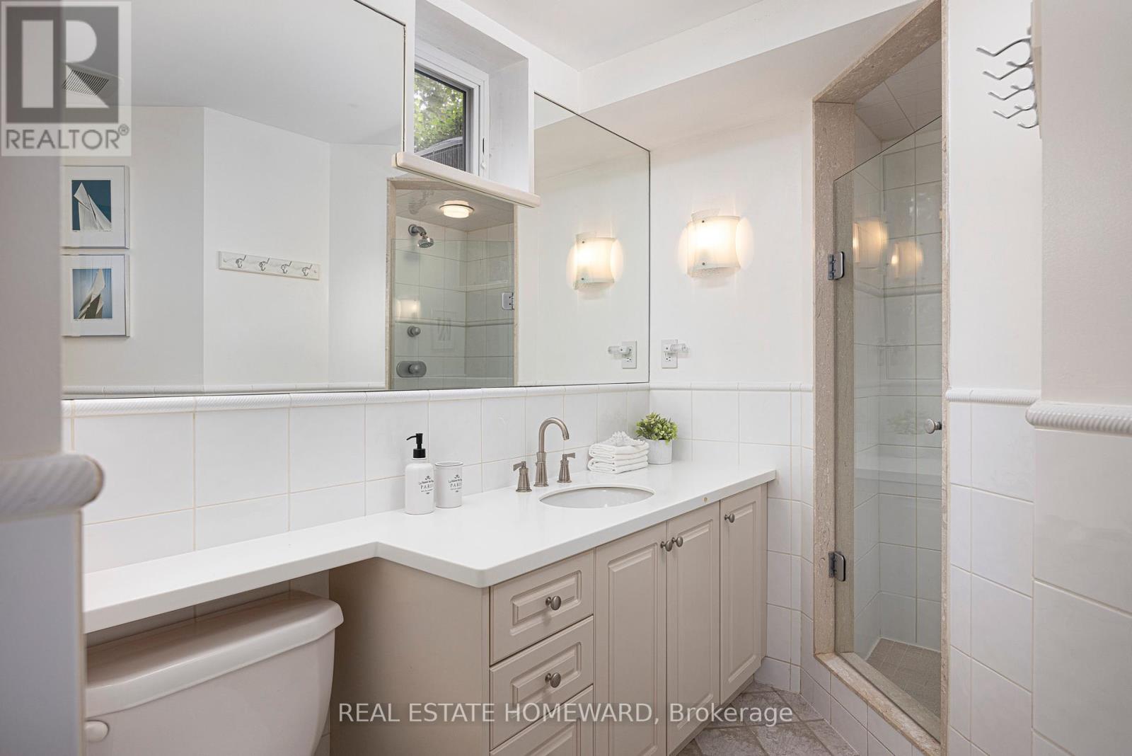 315 Rose Park Drive, Toronto, Ontario  M4T 1R8 - Photo 37 - C12441534