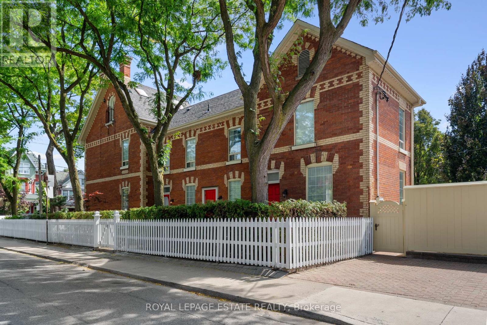 232 Shaw Street, Toronto, Ontario  M6J 2W8 - Photo 4 - C12441550