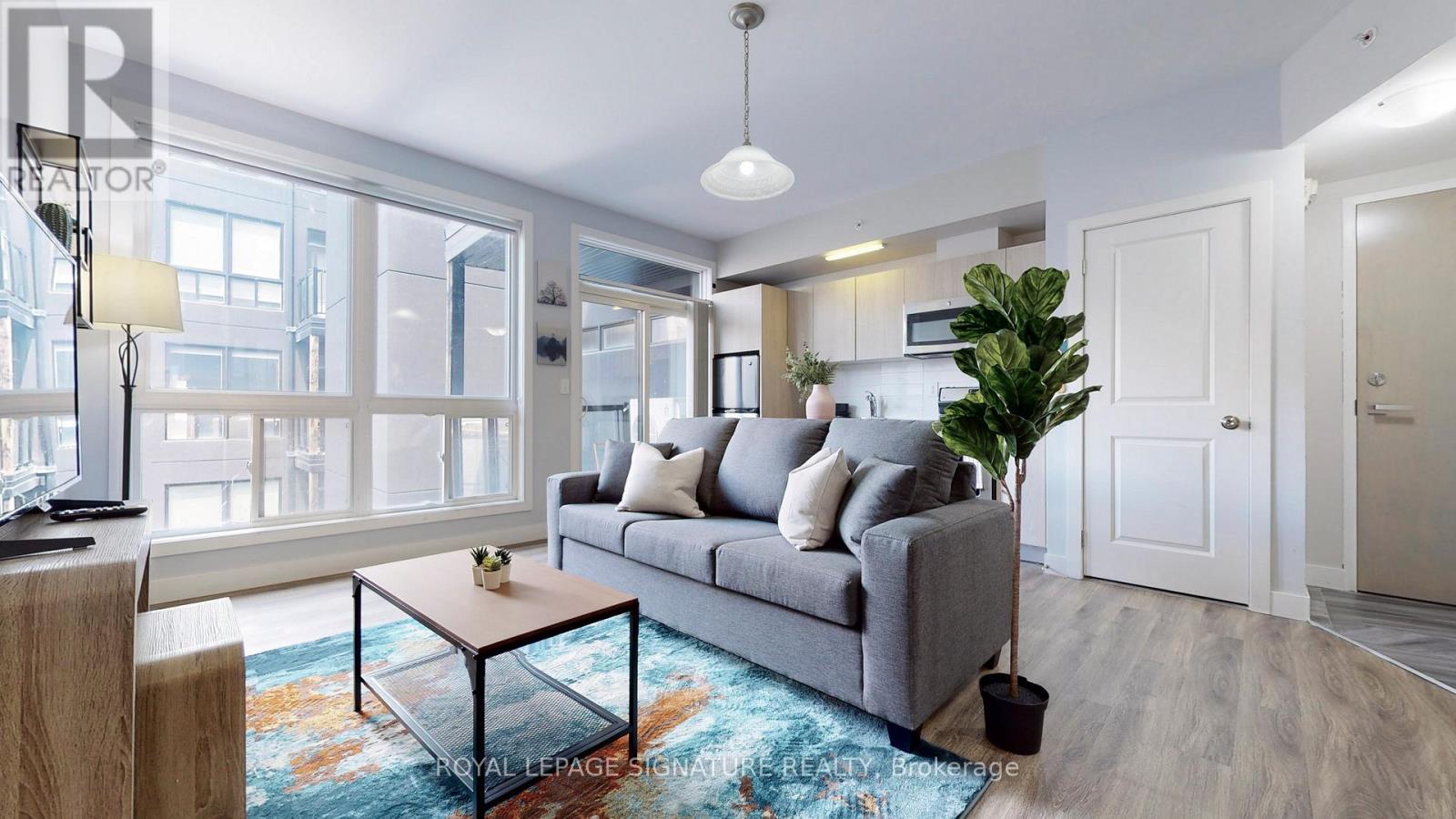 204 - 335 College Street, Toronto, Ontario  M5T 1S2 - Photo 4 - C12441558