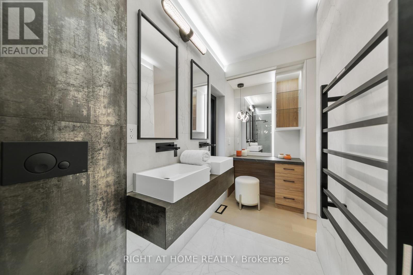 35 Woburn Avenue, Toronto, Ontario  M5M 1K5 - Photo 20 - C12441613