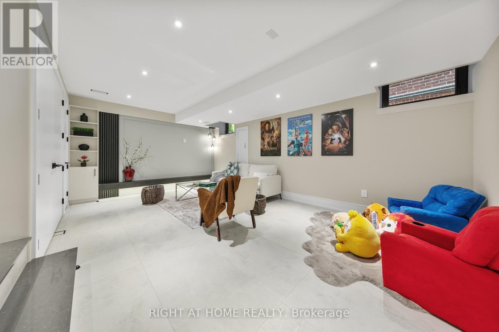 35 Woburn Avenue, Toronto, Ontario  M5M 1K5 - Photo 35 - C12441613