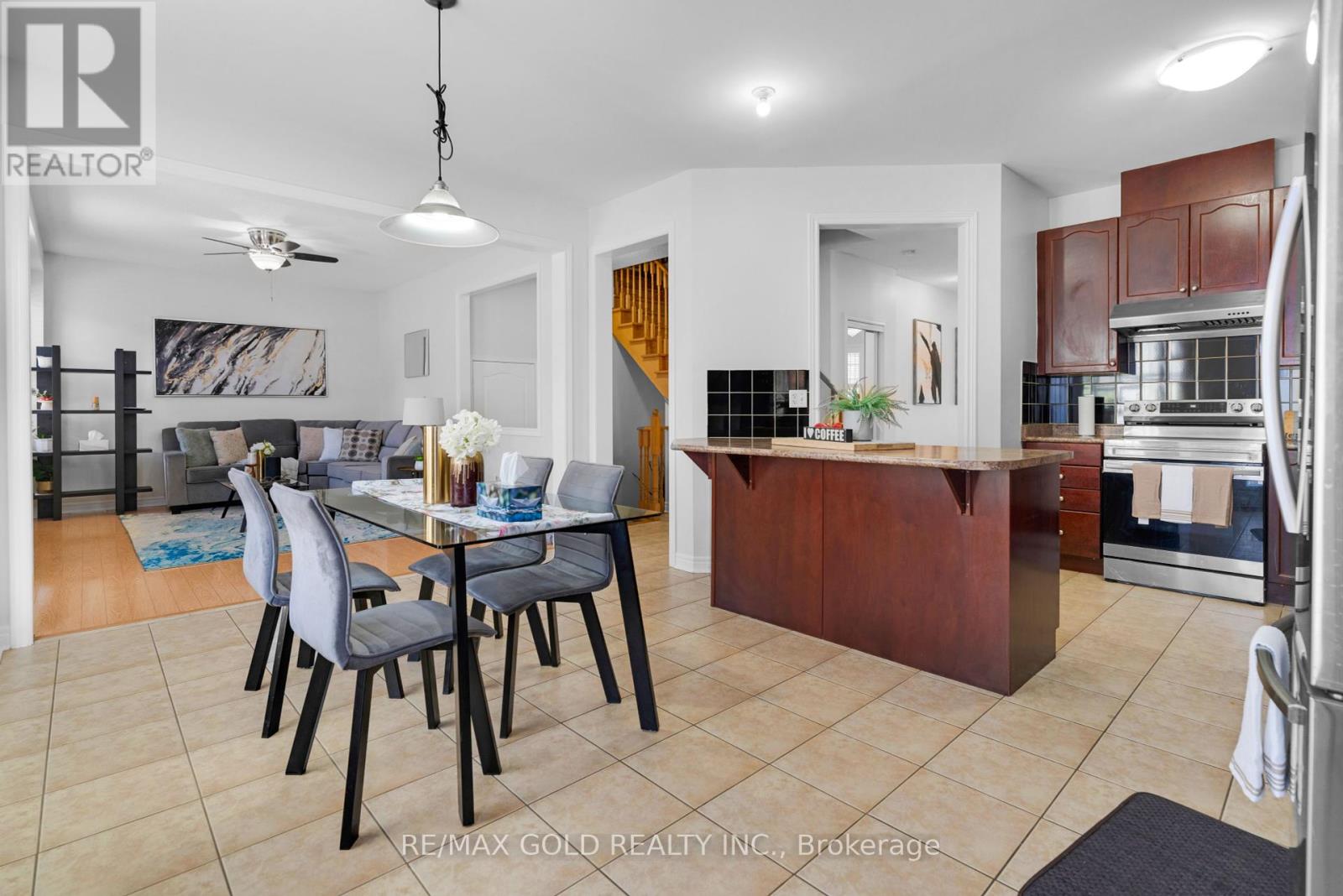 82 Amaranth Crescent, Brampton, Ontario  L7A 0L4 - Photo 14 - W12436567