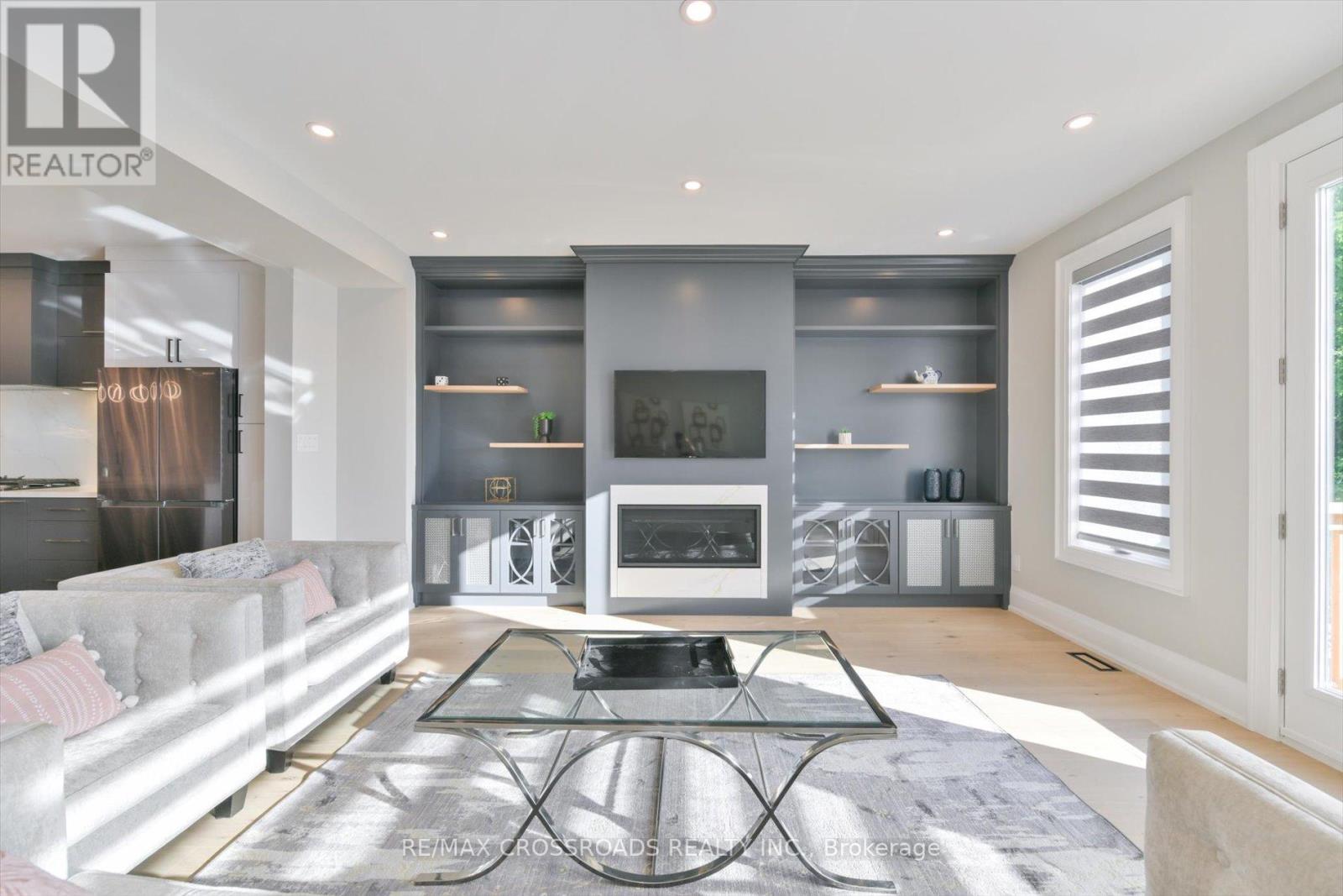 84 Westbourne Avenue, Toronto, Ontario  M1L 2Y5 - Photo 12 - E12441545
