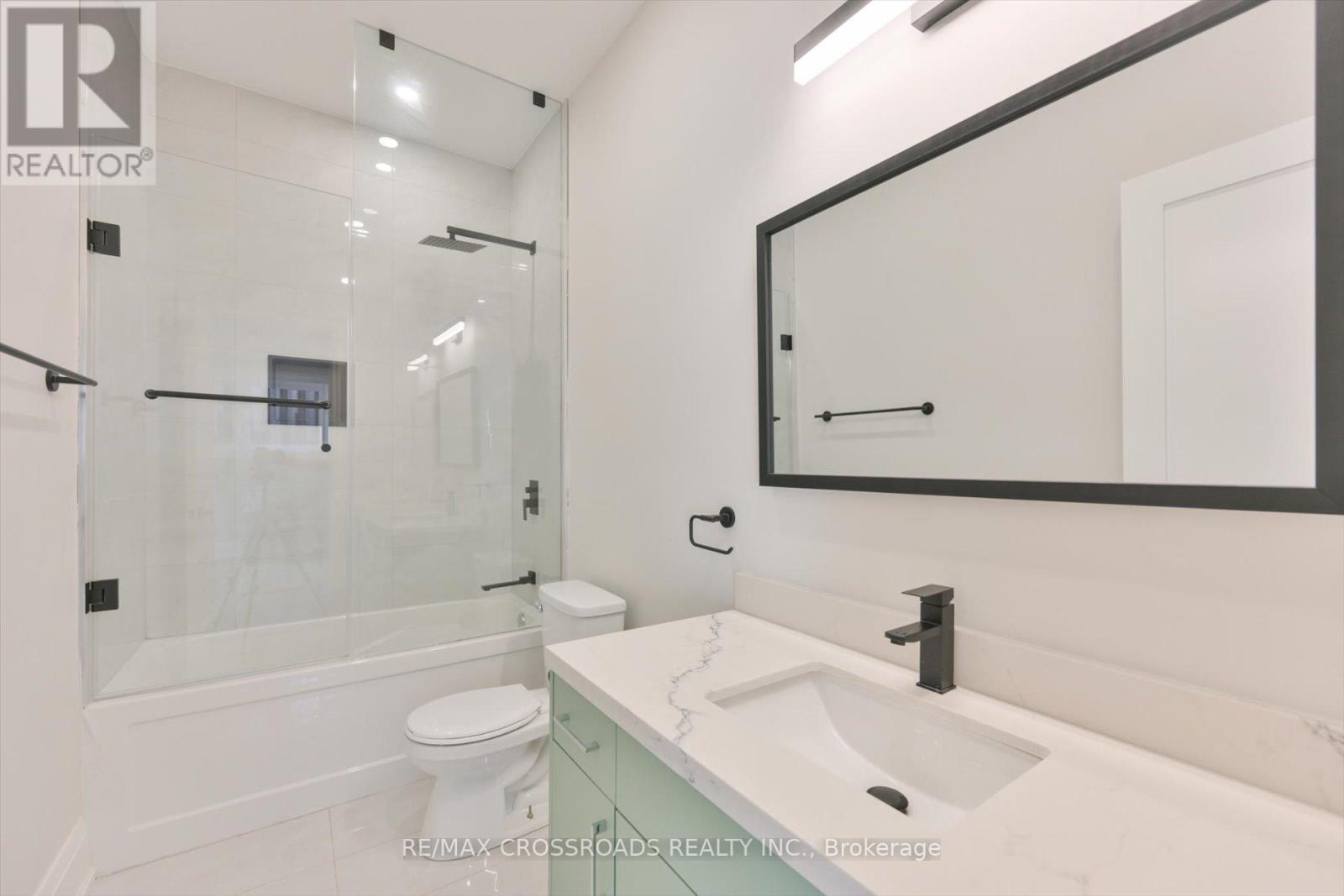 84 Westbourne Avenue, Toronto, Ontario  M1L 2Y5 - Photo 35 - E12441545