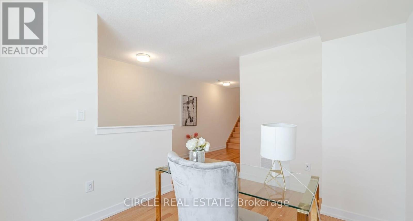2594 Castlegate Crossing, Pickering, Ontario  L1X 0H9 - Photo 28 - E12441555