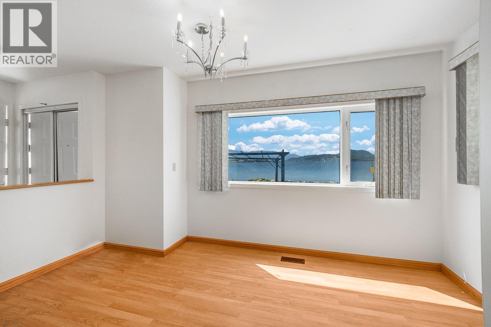 457 Poplar Point Drive, Kelowna, British Columbia  V1Y 1Y2 - Photo 6 - 10364459