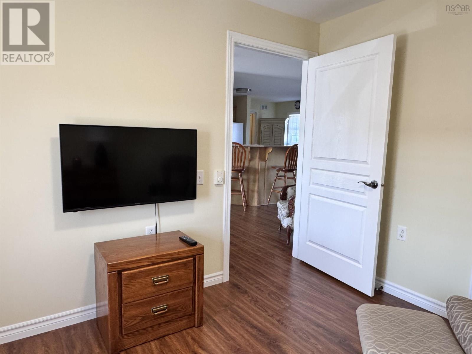 16 Melrose Avenue, Glace Bay, Nova Scotia  B1A 5G2 - Photo 10 - 202523744