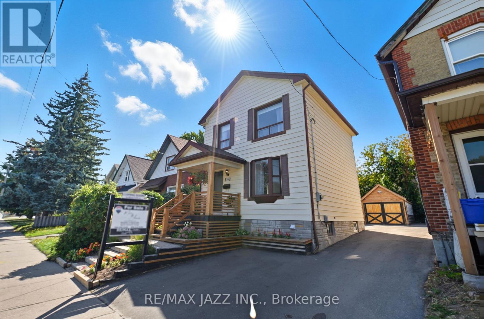 264 Ritson Road S, Oshawa, Ontario  L1H 5J1 - Photo 1 - E12441632