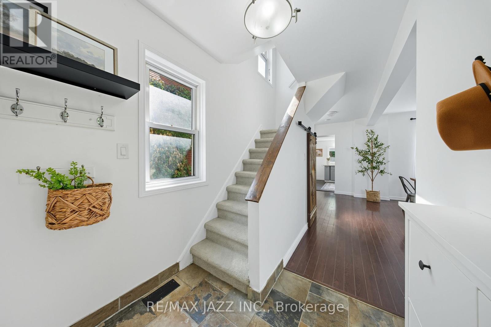 264 Ritson Road S, Oshawa, Ontario  L1H 5J1 - Photo 4 - E12441632