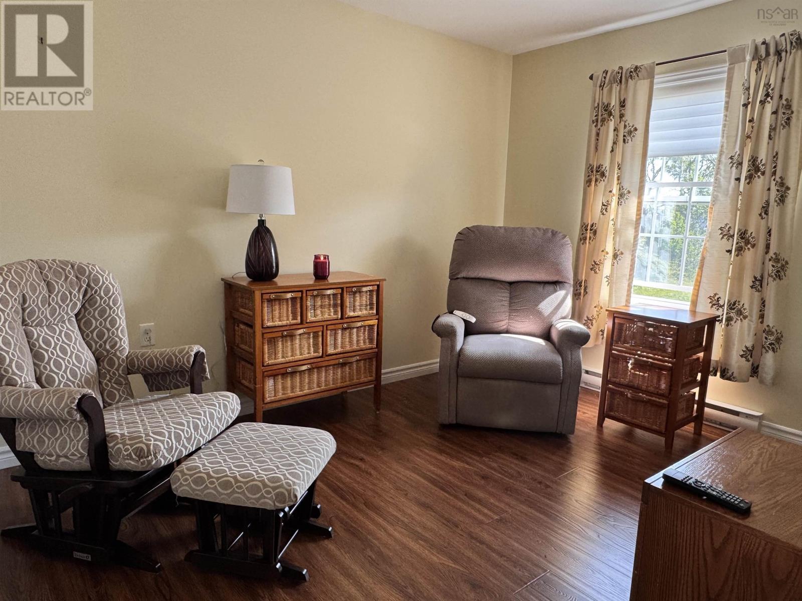 16 Melrose Avenue, Glace Bay, Nova Scotia  B1A 5G2 - Photo 9 - 202523744