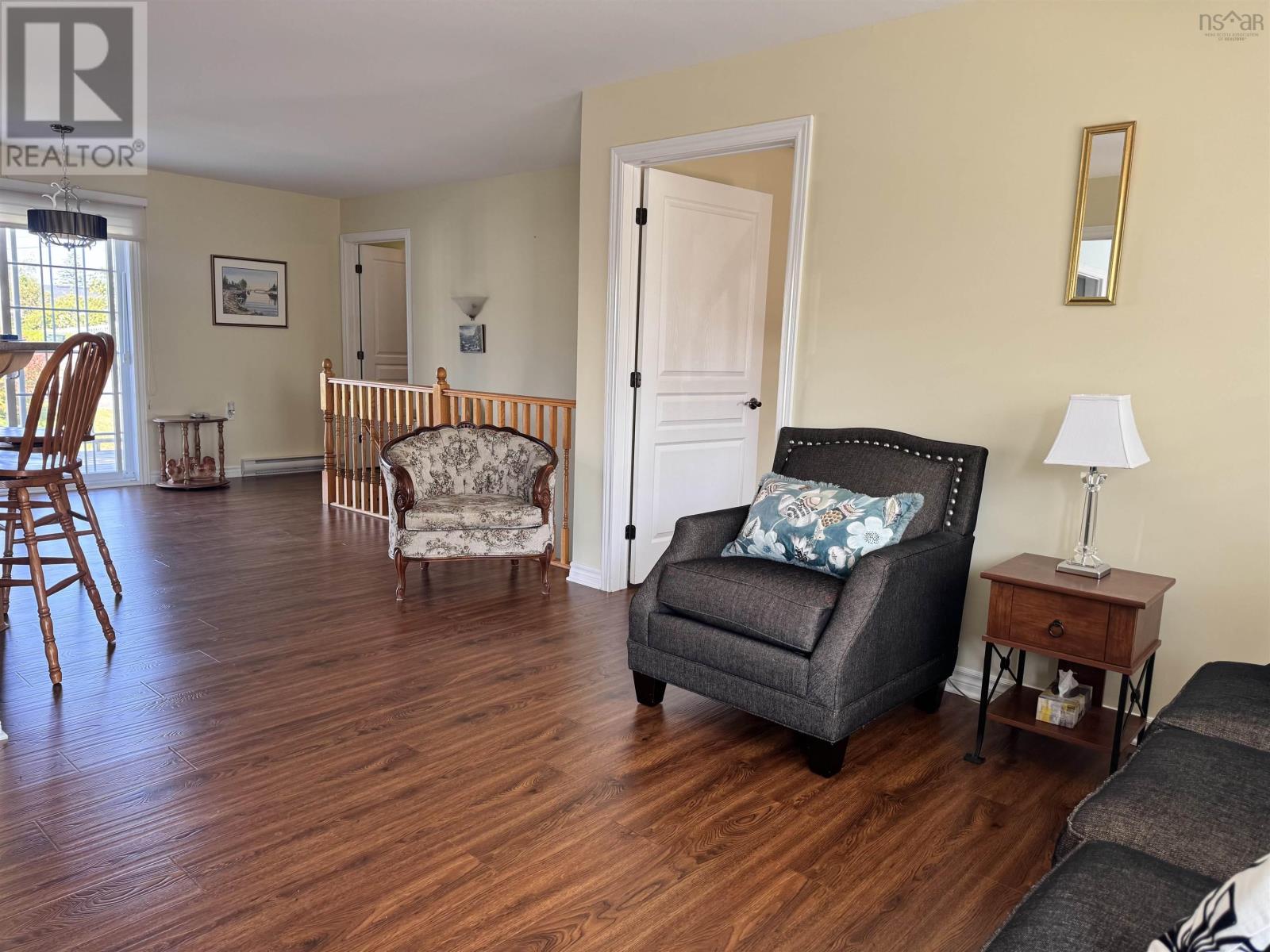 16 Melrose Avenue, Glace Bay, Nova Scotia  B1A 5G2 - Photo 8 - 202523744