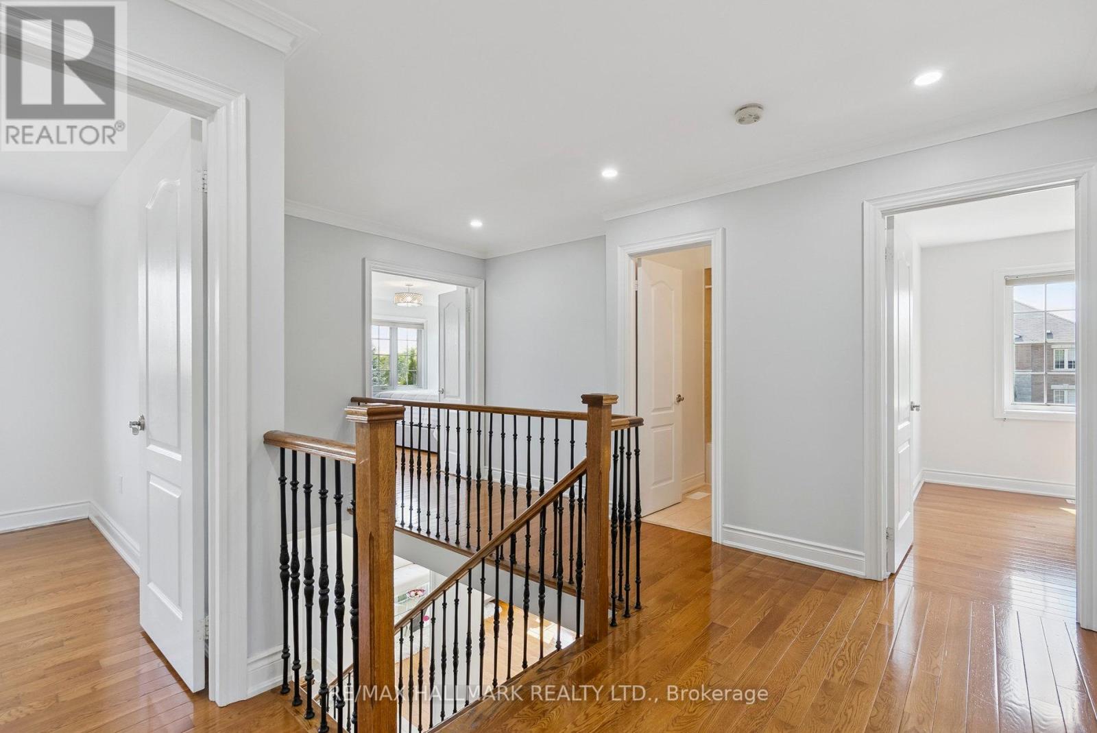 197 Aspenwood Drive, Newmarket (Woodland Hill), Ontario  L3X 2X4 - Photo 21 - N12441537