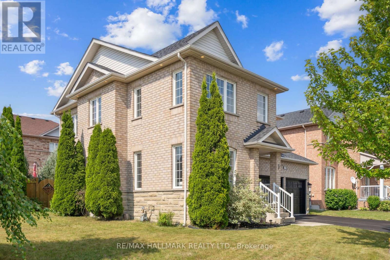 197 Aspenwood Drive, Newmarket (Woodland Hill), Ontario  L3X 2X4 - Photo 44 - N12441537