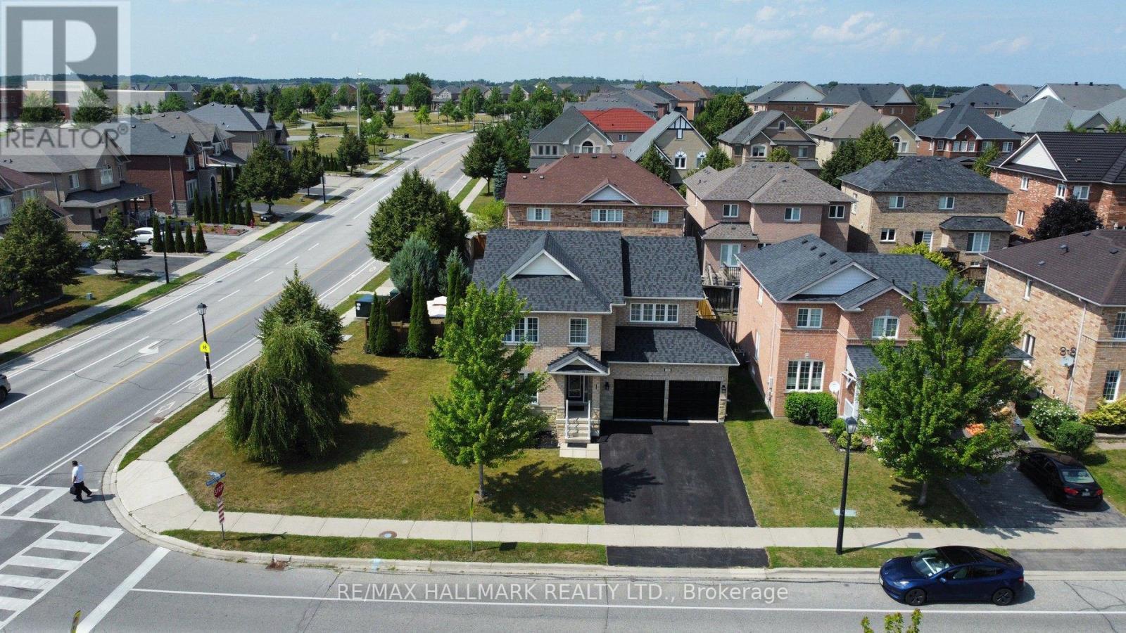 197 Aspenwood Drive, Newmarket (Woodland Hill), Ontario  L3X 2X4 - Photo 47 - N12441537