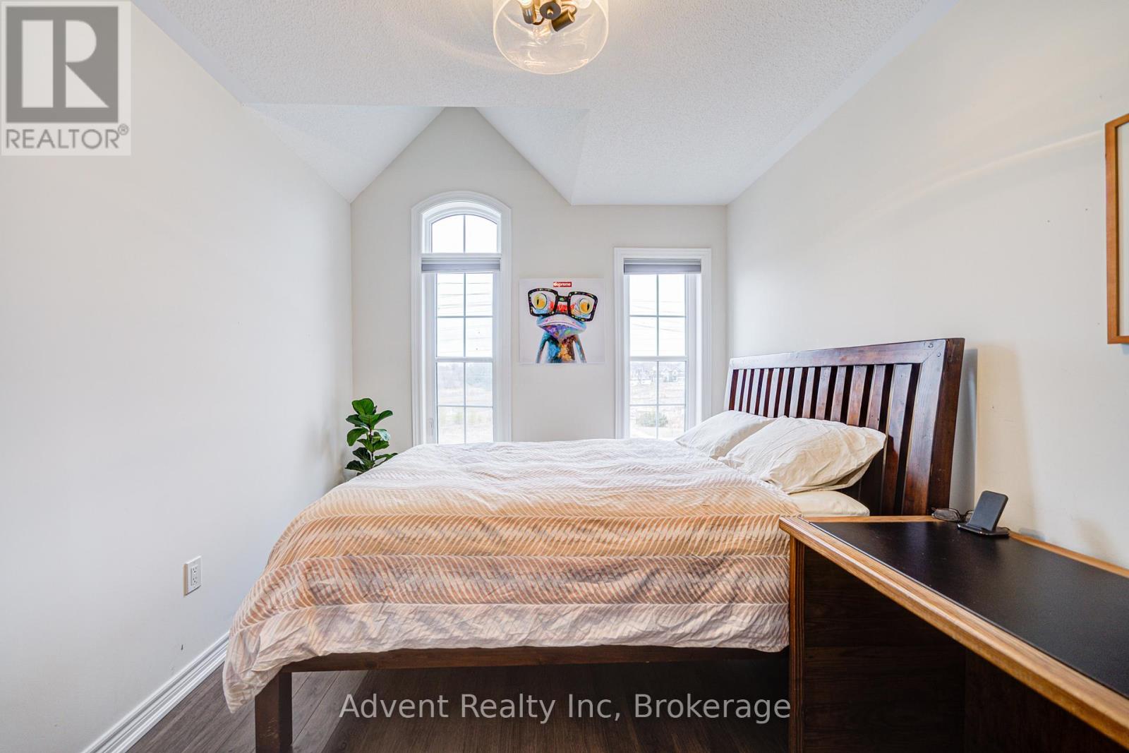 95 Beechborough Crescent, East Gwillimbury, Ontario  L9N 0N9 - Photo 32 - N12441538