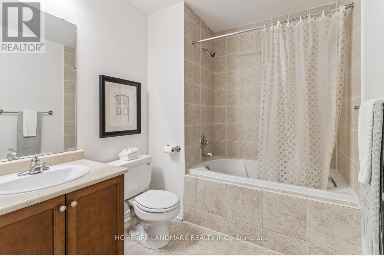 42 Torah Gate, Vaughan (Patterson), Ontario  L6A 0H3 - Photo 17 - N12441571